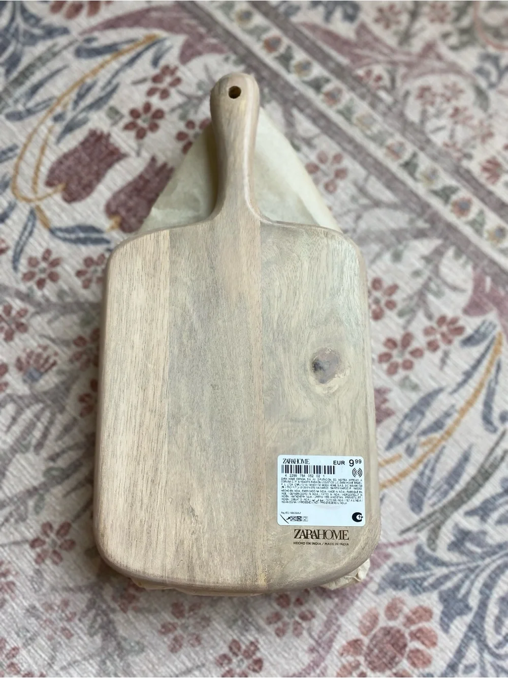 Zara Home Mango Wood Cutting Board